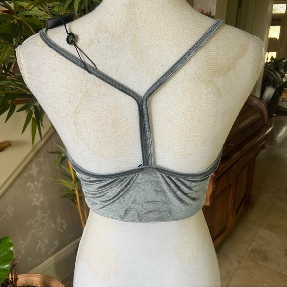 Greyson Elara Stretch Velvet Sports Bra Size L Anthracite Yoga Pilates Athletic - Picture 6 of 9